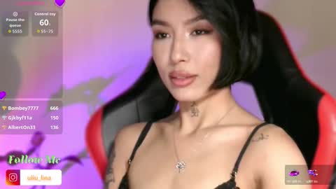 julie_turner_ online show from October 2, 3:22 pm