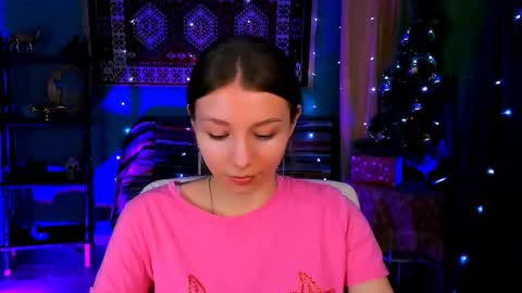 juliedaniel online show from December 23, 8:31 am