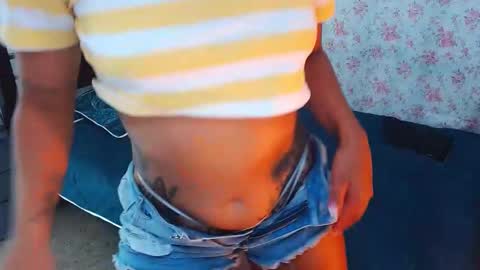 julieta art1 online show from January 10, 9:10 pm