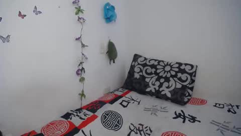 Snapshot of julieta_hass chatting on September 27, 5:21 pm Julieta  Hass online show from September 27, 5:21 pm