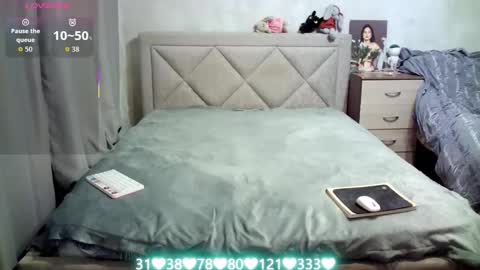 Julietkitty online show from November 18, 5:43 am