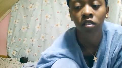 juliette9794 online show from September 11, 7:37 pm