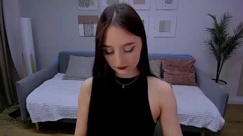 juliettemonli online show from May 3, 7:31 pm
