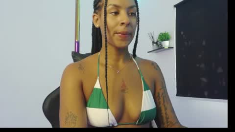 julilive online show from June 24, 1:18 pm