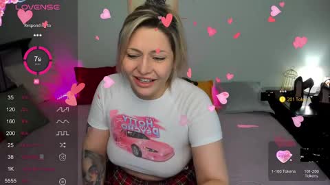 Jully online show from February 26, 12:16 pm