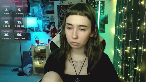 Baroness Von Cringe online show from December 20, 5:42 pm