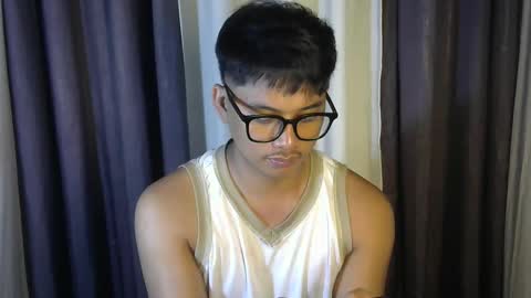 Snapshot of julz_alwayshorny chatting on October 13, 7:49 pm call me julz online show from October 13, 7:49 pm