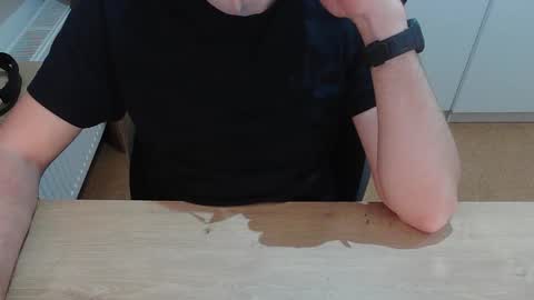 junk2711 online show from October 28, 5:47 pm