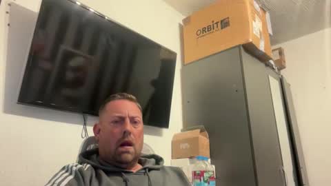 Junky online show from April 14, 5:49 pm