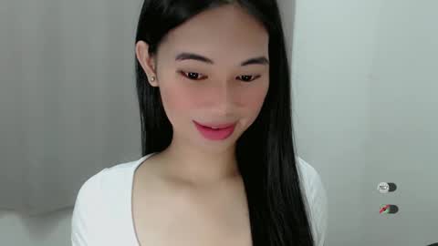 Snapshot of juny_lanyy chatting on March 12, 11:53 am Julia online show from March 12, 11:53 am