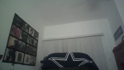just1more5 online show from May 17, 1:37 am