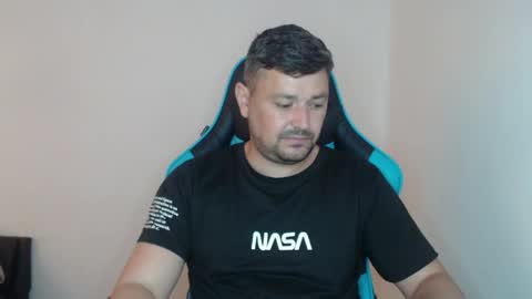 Alex online show from May 6, 11:49 am