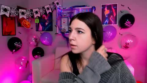 justcamila online show from October 21, 11:37 am