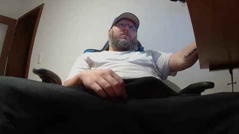 Just Flo ---  online show from February 18, 2:27 am