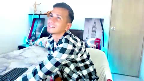 JUSTIN online show from April 21, 3:35 am