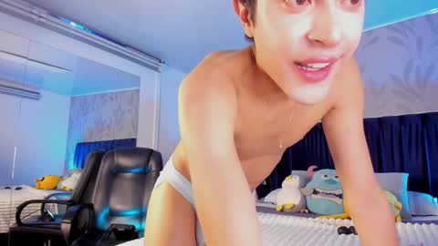 Justin online show from March 27, 1:11 am