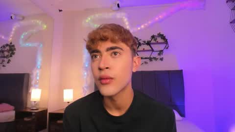 Justin online show from November 22, 12:03 pm