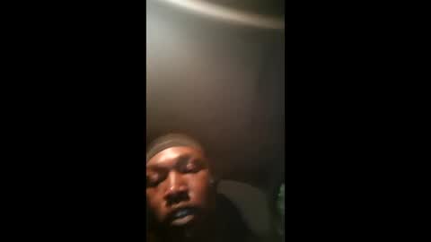 justinmoye95 online show from May 20, 10:00 am