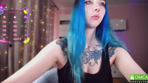 Snapshot of justmeowgirl chatting on October 22, 4:37 am justmeowgirl online show from October 22, 4:37 am