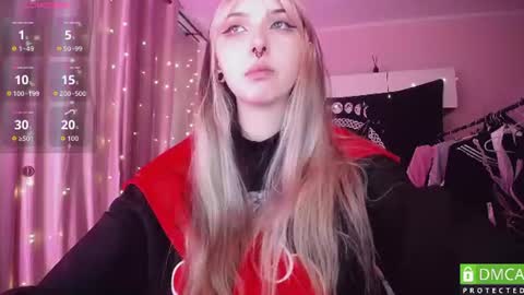 justmeowgirl online show from July 11, 5:56 am