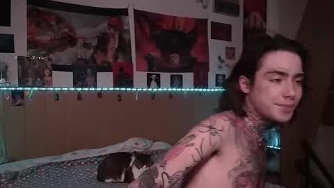 Juuzou hehim u can call me Juz online show from February 9, 6:32 pm