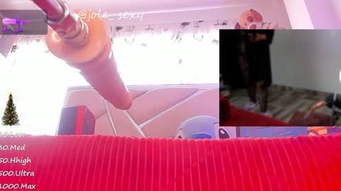 Snapshot of k4rolin chatting on December 25, 3:28 pm  Karolin  online show from December 25, 3:28 pm
