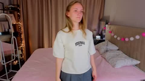 Kate online show from June 5, 6:57 pm