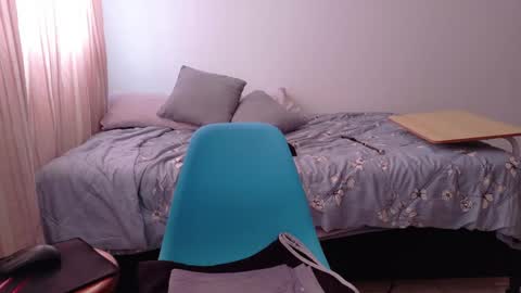 Snapshot of kad_kad chatting on October 1, 9:35 pm Kanela online show from October 1, 9:35 pm