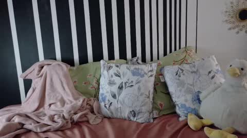 Snapshot of kad_kad chatting on March 3, 3:22 pm Kanela online show from March 3, 3:22 pm