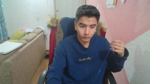 kael_art_d online show from December 9, 2:34 am