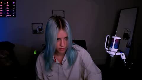 kaela_spell_ online show from September 15, 10:17 am