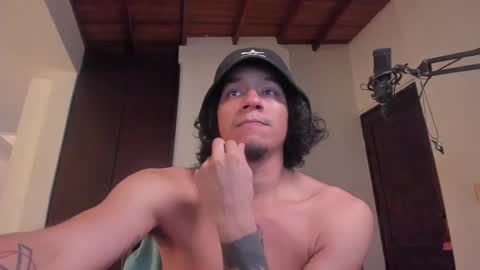 kai_herectix online show from February 21, 9:32 pm