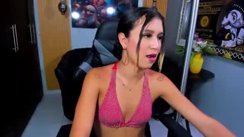 kailinjonson online show from December 27, 7:57 pm