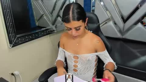 kailinjonson online show from February 25, 7:38 pm