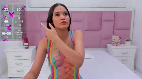 kelly online show from November 25, 11:20 am