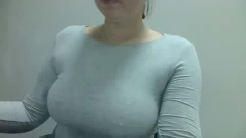 Kaitlin online show from November 11, 3:36 pm