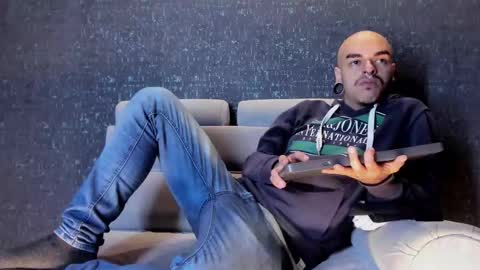 Kale online show from January 19, 12:15 pm