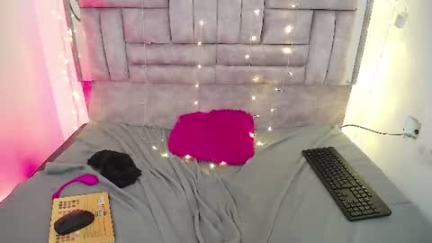 kali_raven online show from July 15, 10:31 am