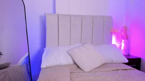 Kali Bloom  online show from May 8, 11:43 pm