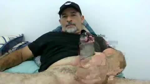 kaliu2021 online show from October 29, 6:59 am