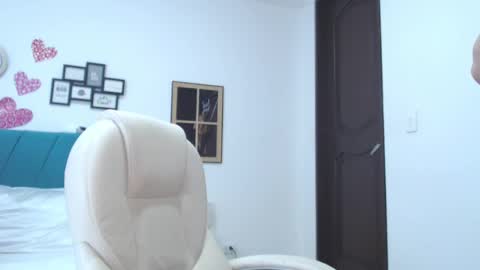 Kamilalopez online show from March 11, 10:53 pm