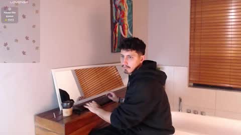 jhon online show from February 20, 11:56 am