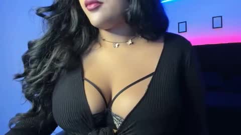 Online 800 to 1400 online show from May 25, 5:30 pm