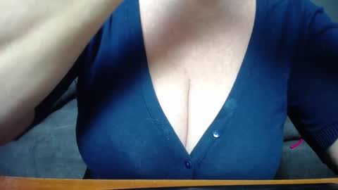 KamaliaSim online show from March 25, 9:54 pm