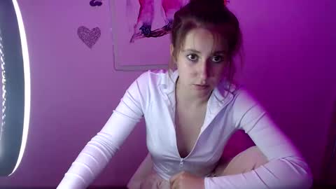 kamilla_love_ online show from September 17, 12:41 pm