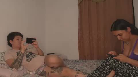 kammy   y   camila online show from June 11, 12:43 am