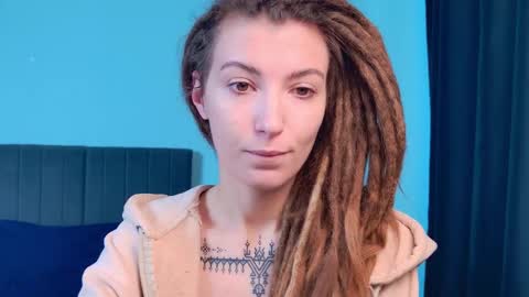 Snapshot of karatart chatting on October 15, 10:49 am Kara online show from October 15, 10:49 am