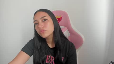 karely_sweet_ online show from July 4, 2:43 pm