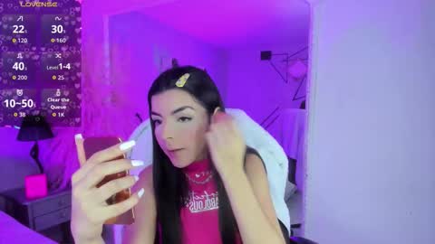 Karely online show from February 26, 2:42 pm