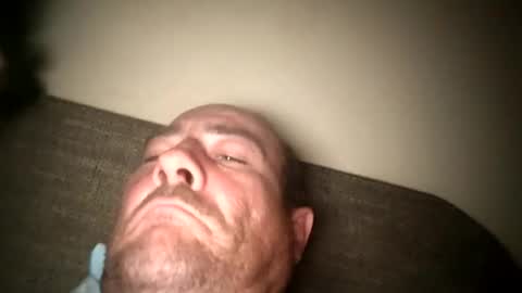 karesz233926 online show from July 26, 2:20 am